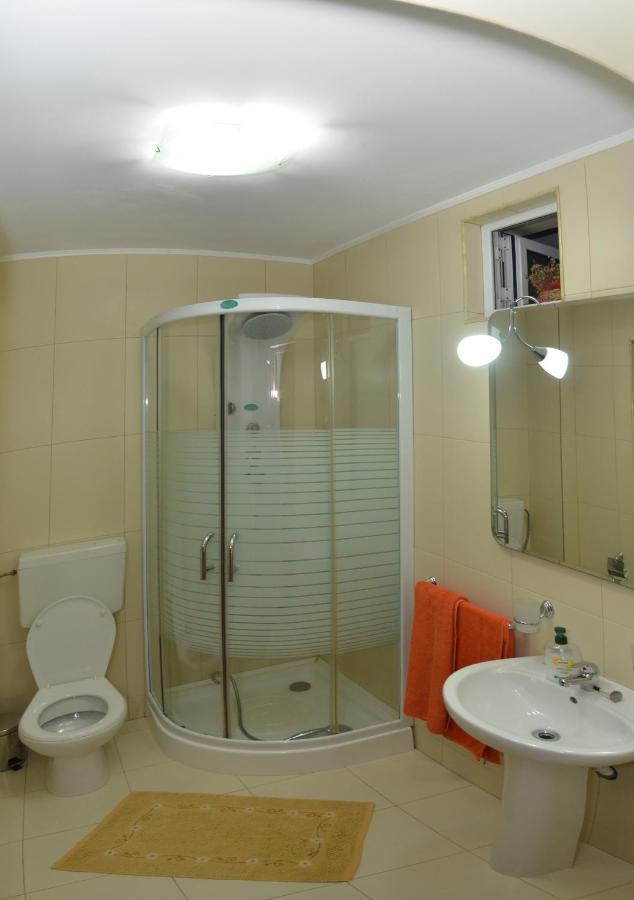 Cabana Paradisul Verde Neamt Târgu Neamţ Exterior foto
